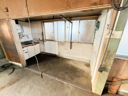 松島町貸工場の内装