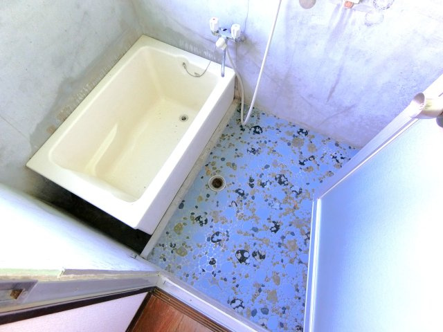 寿住宅第二の浴室