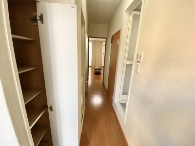 【玄関】 | レオパレスクレエ豊中