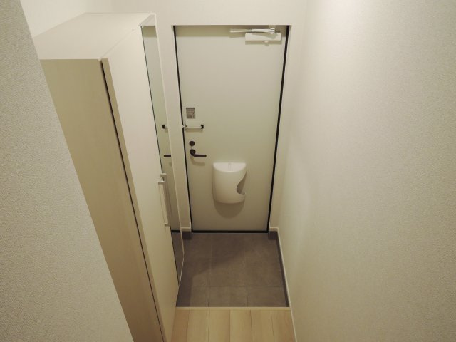 【玄関】