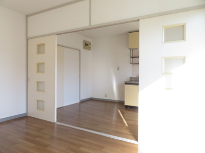 【居間・リビング】 | モア・グランドリーMY　A