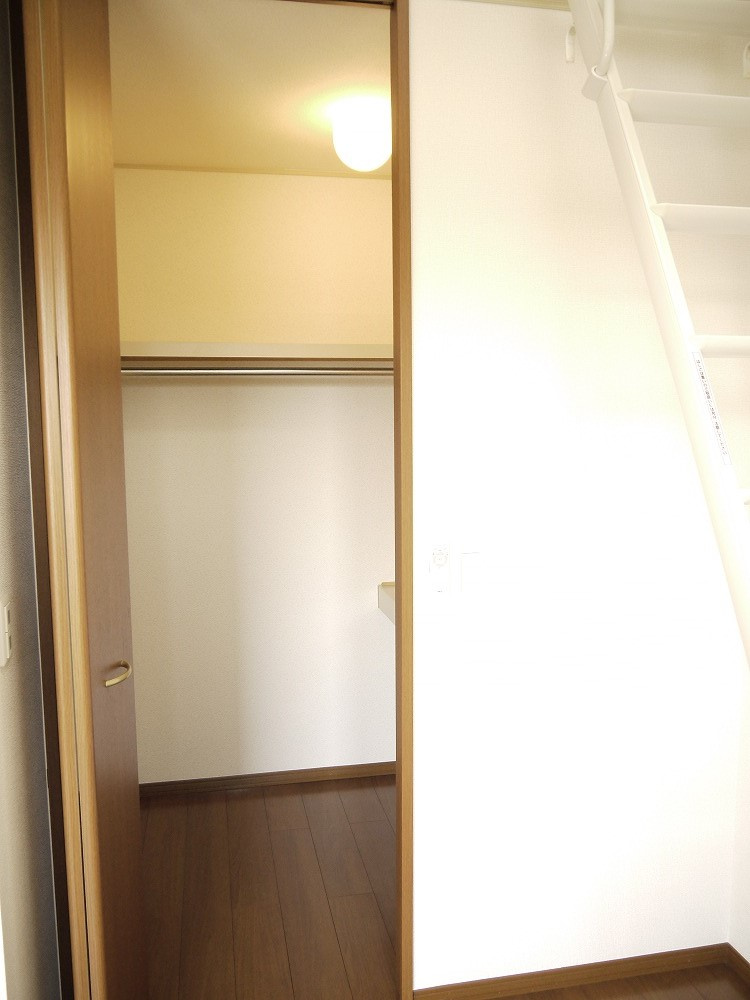 エスプワール城之内の収納