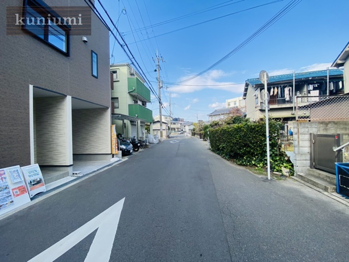 大阪市鶴見区浜3丁目の前面道路含む現地写真
