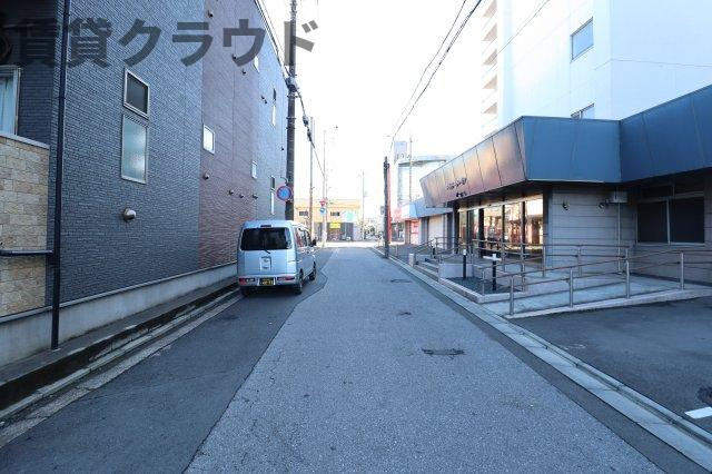 メゾン本千葉の周辺
