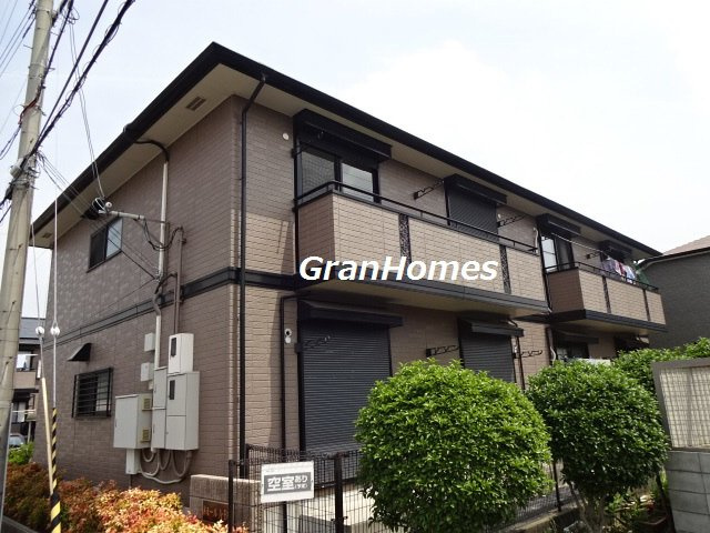 ドミールA棟の外観