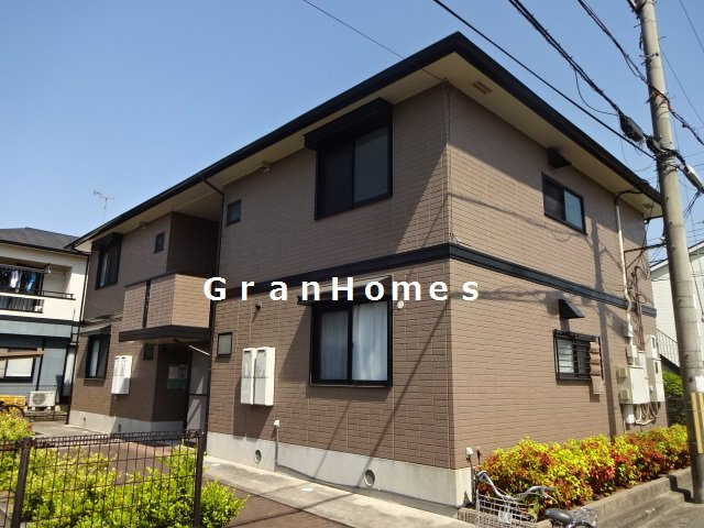 ドミールA棟の外観