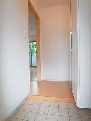 ノース　ヒル　レジデンスの玄関
