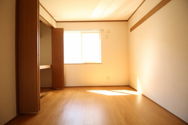 ヴィラルミエール　A棟の子供部屋|子供部屋としても使い勝手の良いお部屋です