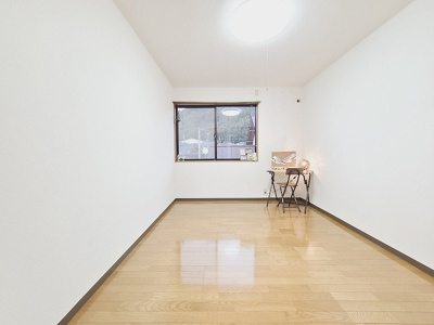 【洋室】 | メゾン北垣