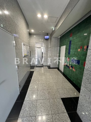 サンアーク深江橋　BRAVI不動産のロビー|【サンアーク深江橋】清潔なロビーです