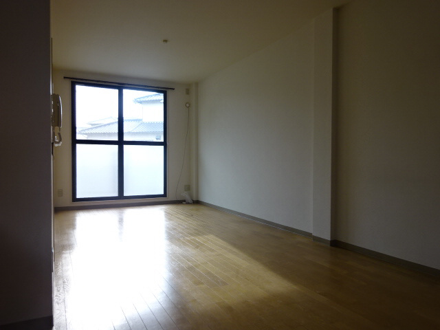 メゾン八代の居間・リビング