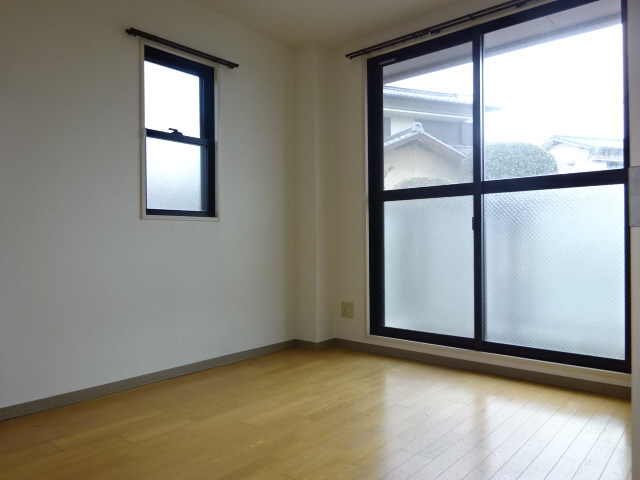 メゾン八代の居間・リビング