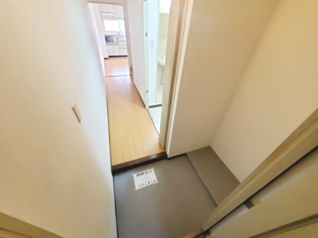 ライフェスト御影パート１の玄関
