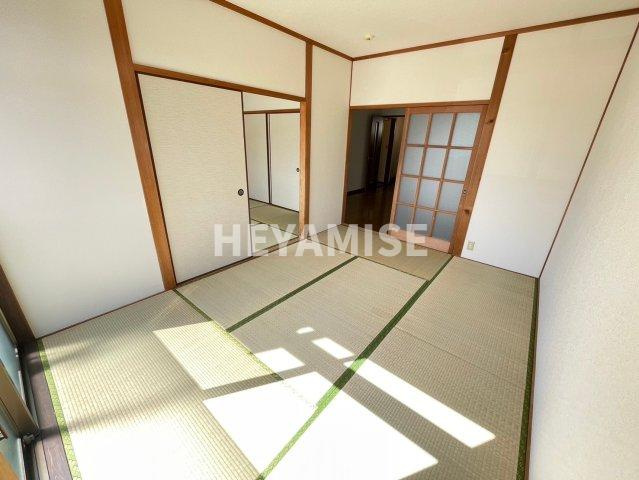 葡萄の樹Ⅱの和室