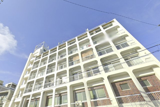 都立大フラワーホームの外観