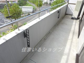 広島市安佐北区口田南８丁目の賃貸マンションのバルコニー|ワイドバルコニー・眺望・通風良好