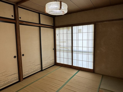 【和室】 | 岡谷市湊1丁目 中古住宅⑦ | 2階和室 6帖西側