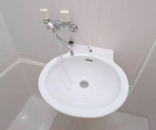  レオパレス外環富田林Ⅲの洗面所