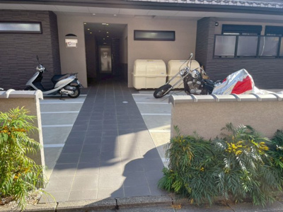 【エントランス】 | フラッティ有馬町