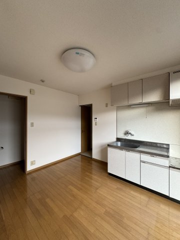 パープルのキッチン|E号室の写真（イメージ）