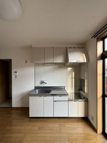 パープルの浴室|E号室の写真（イメージ）