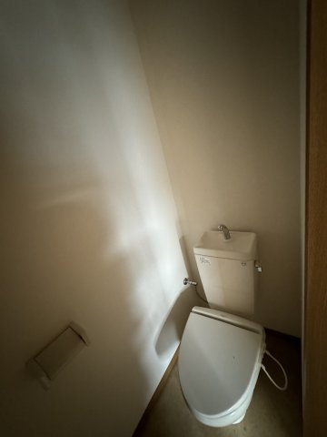 パープルの洋室|E号室の写真（イメージ）