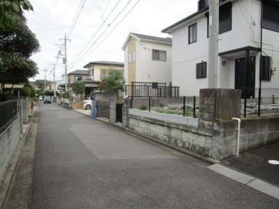 【前面道路含む現地写真】 | 桶川市坂田　中古戸建