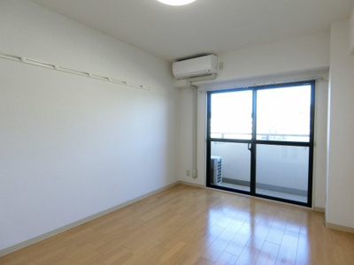 【居間・リビング】 | ソアーヴェ三国ヶ丘