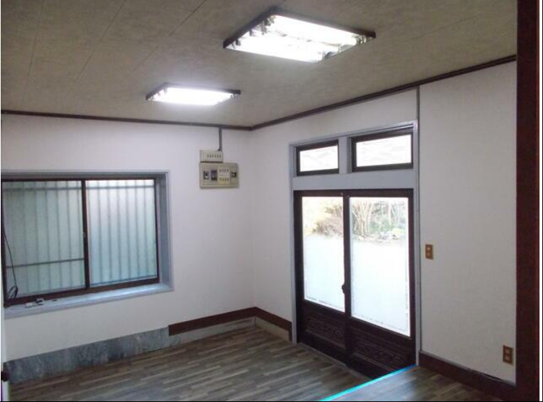 日本総研　つくば市　事務所付住宅の内装