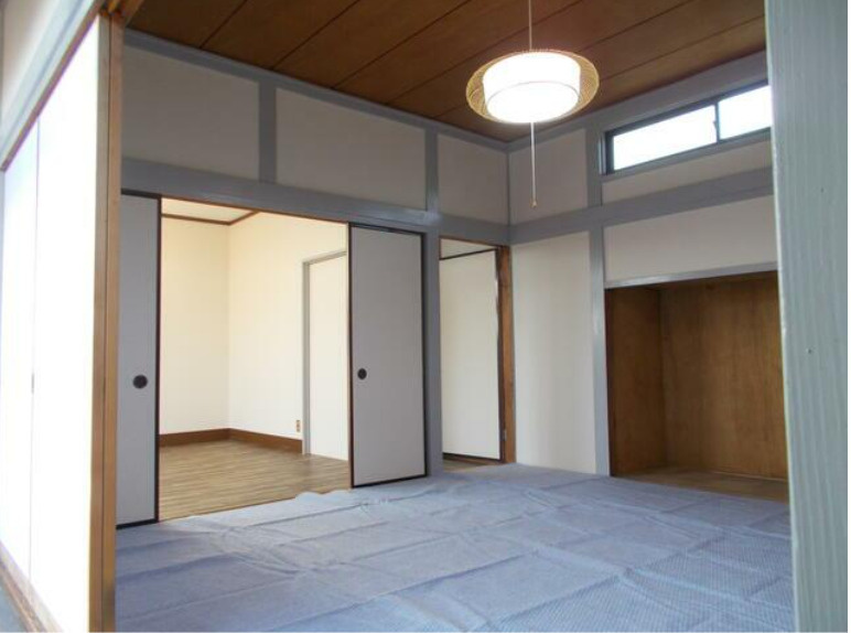 日本総研　つくば市　事務所付住宅の内装