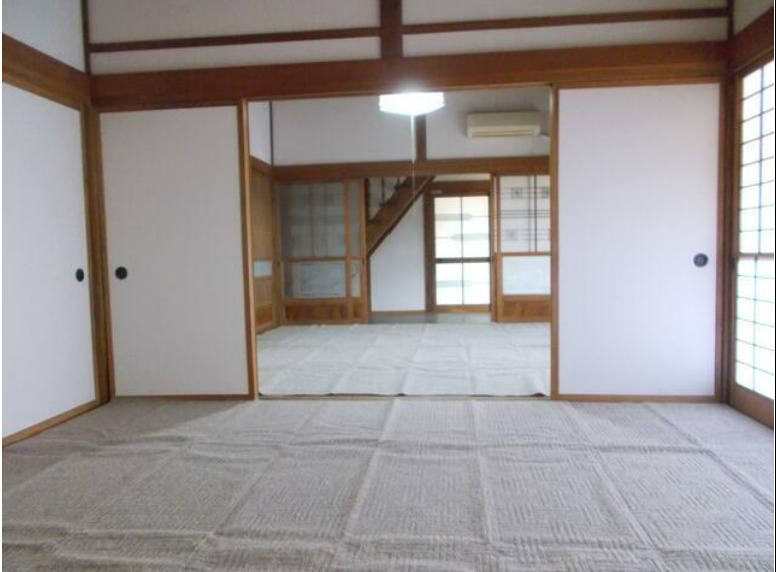 日本総研　つくば市　事務所付住宅の内装