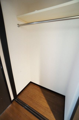 【収納】 | ピュアドーム大濠アクレーム | 別号室の写真になります。現況優先。