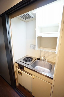 【キッチン】 | ピュアドーム大濠アクレーム | 別号室の写真になります。現況優先。