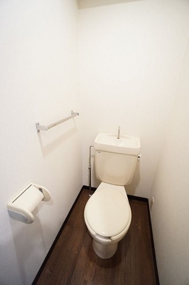 【トイレ】 | ピュアドーム大濠アクレーム | 別号室の写真になります。現況優先。