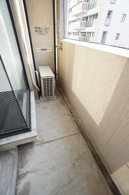 【バルコニー】 | ピュアドーム大濠アクレーム | 別号室の写真になります。現況優先。