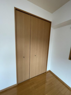 【収納】 | バレンシア | 別号室の写真になります。現況優先。