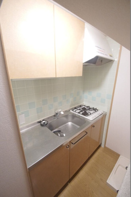 【キッチン】 | エステート・モア・薬院シャンブル | 別号室の写真になります。現況優先。