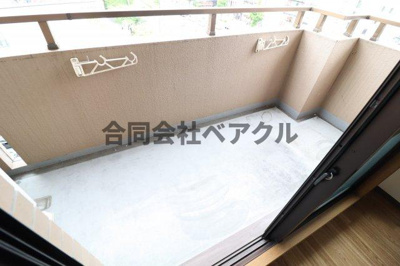 【バルコニー】 | アクティ堀川 | 陽当たり良好なバルコニーです
