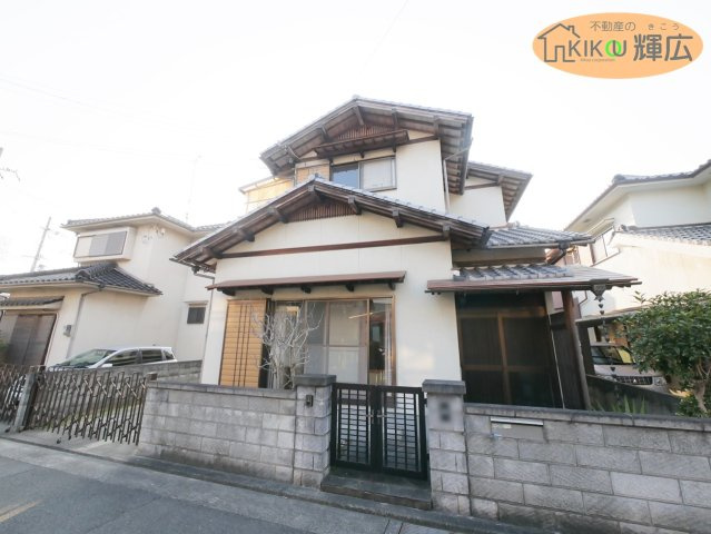 加古川市西神吉町岸　中古戸建の外観