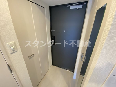 【玄関】 | エスリード大阪梅田リュクス