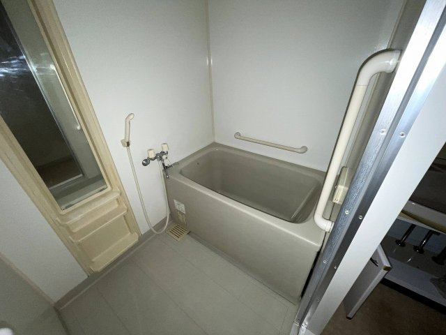 イーストウイングの浴室