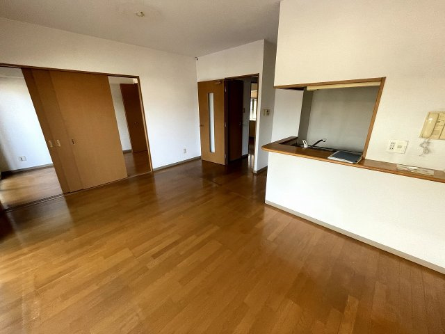 イーストウイングの居間・リビング