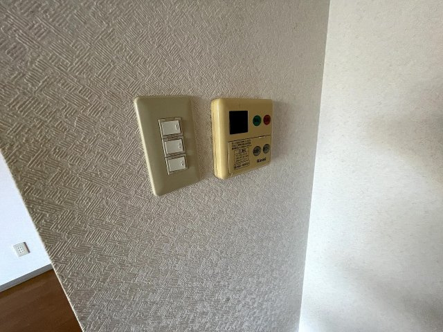 イーストウイングのその他