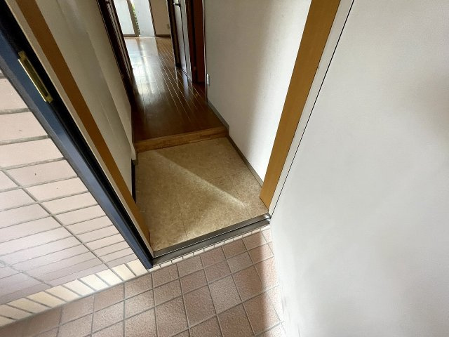 イーストウイングの玄関