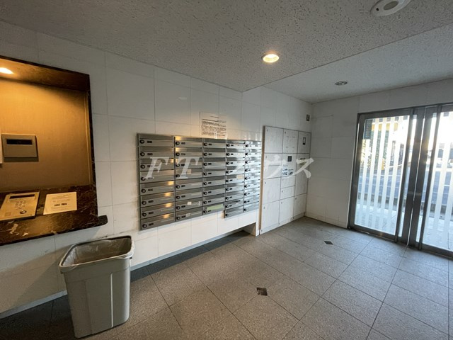 プレール・ドゥーク津田沼のロビー