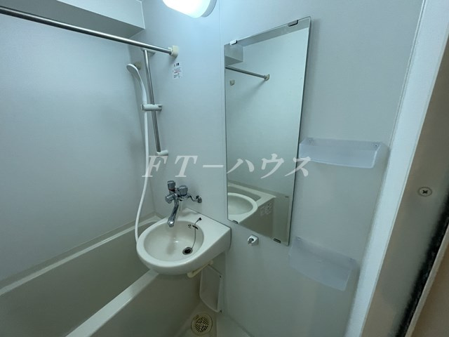 プレール・ドゥーク津田沼の浴室
