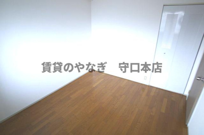 【洋室】 | メゾンクリサンテーム