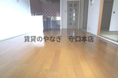 【居間・リビング】 | メゾンクリサンテーム