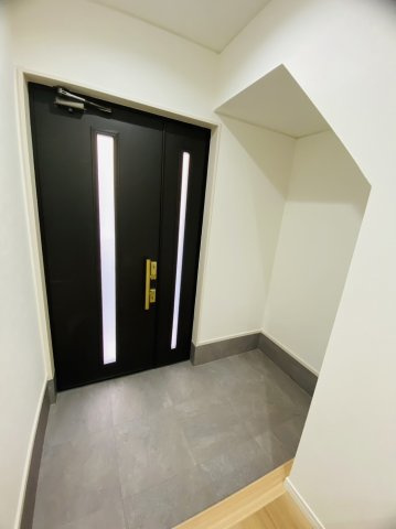 太秦野元町の外観