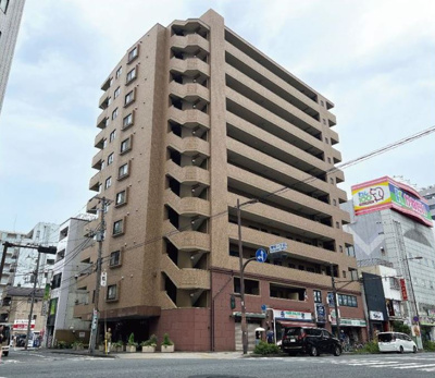 【外観】 | 【キャンペーン中】セザール横浜関内 | 総戸数54戸、平成13年7月築、管理人は日勤勤務につき管理体制良好です♪